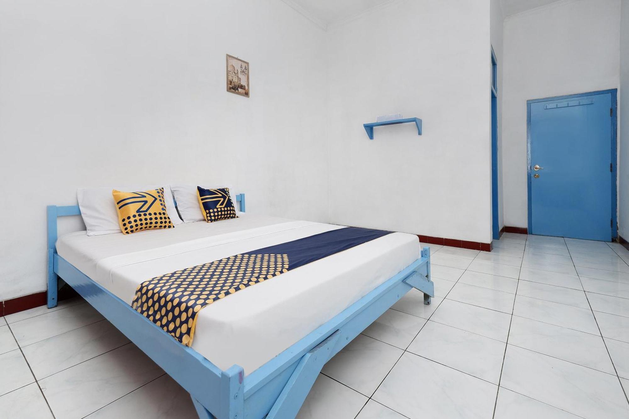 Spot On 2289 Hotel Saudara تيغال المظهر الخارجي الصورة